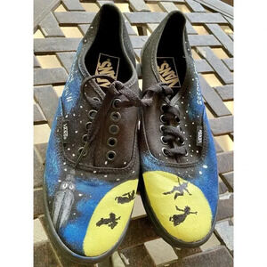 DISNEY VANS CUSTOMS Peter Pan Wendy Painted Slip On Sneakers Women 7 Men 5.5 NEW